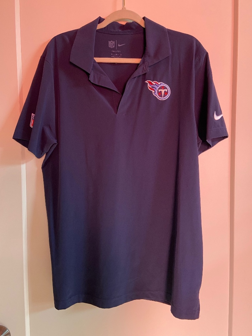 Tennessee Titans collared shirt Men's M Medium Nike Dri-fit TN Titans Polo
